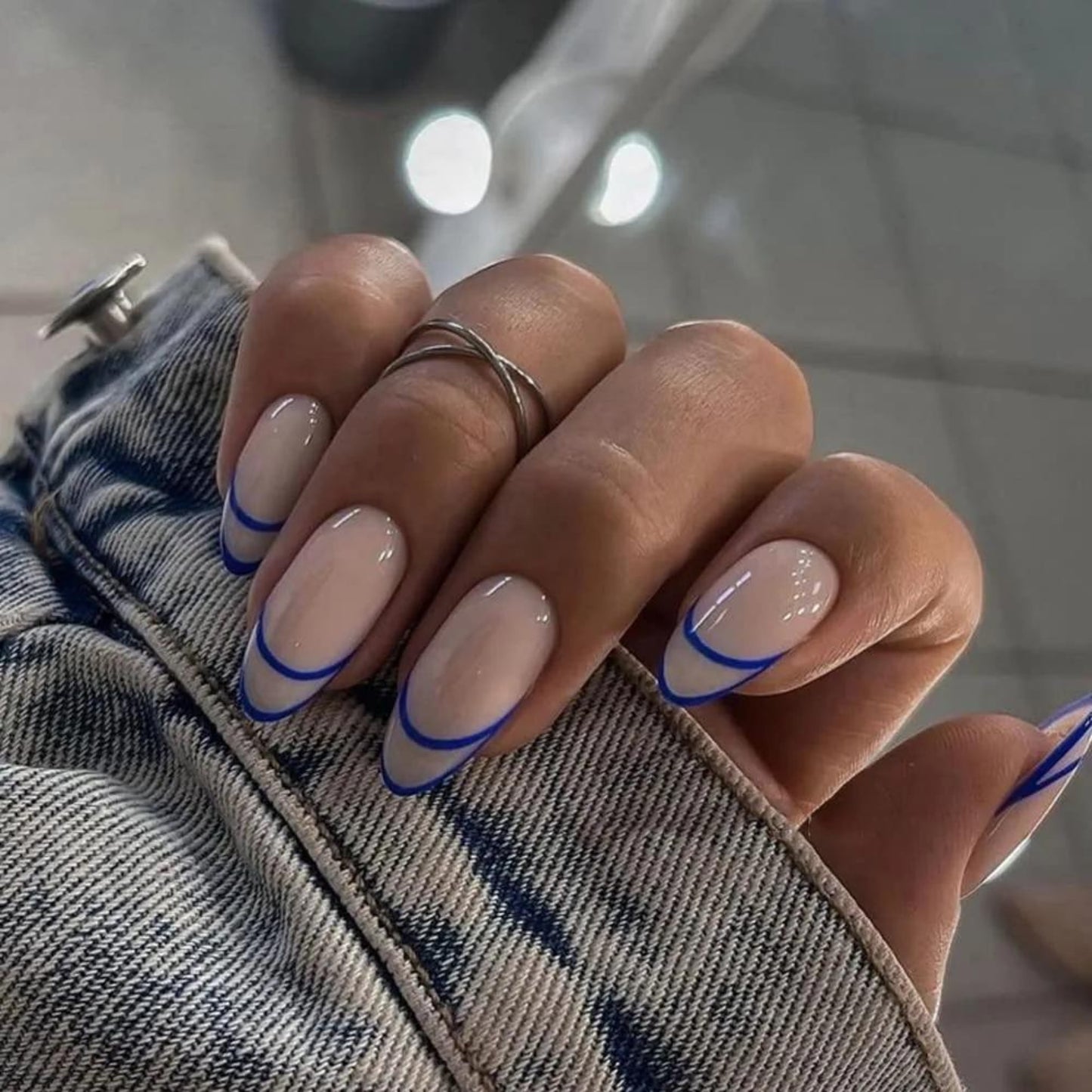 Blue Outline French