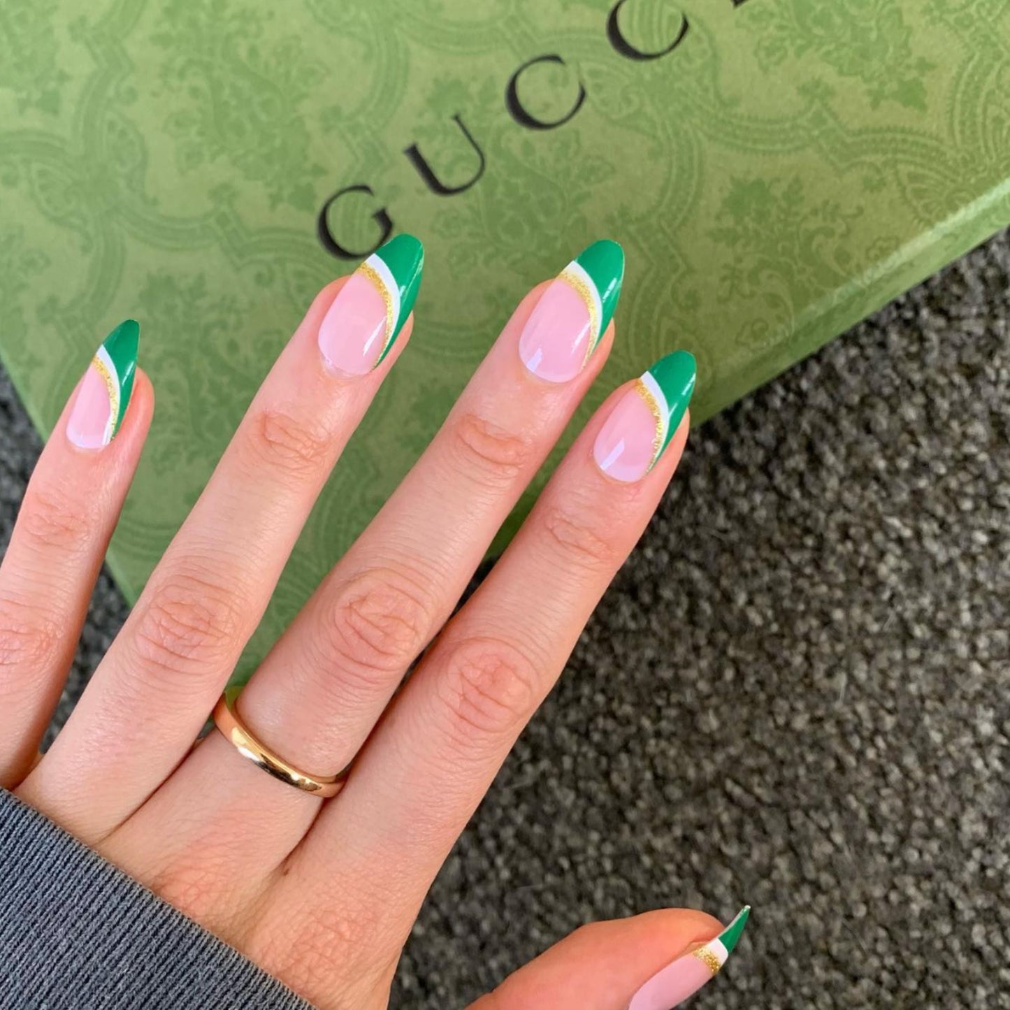 Green White Gold Slant French