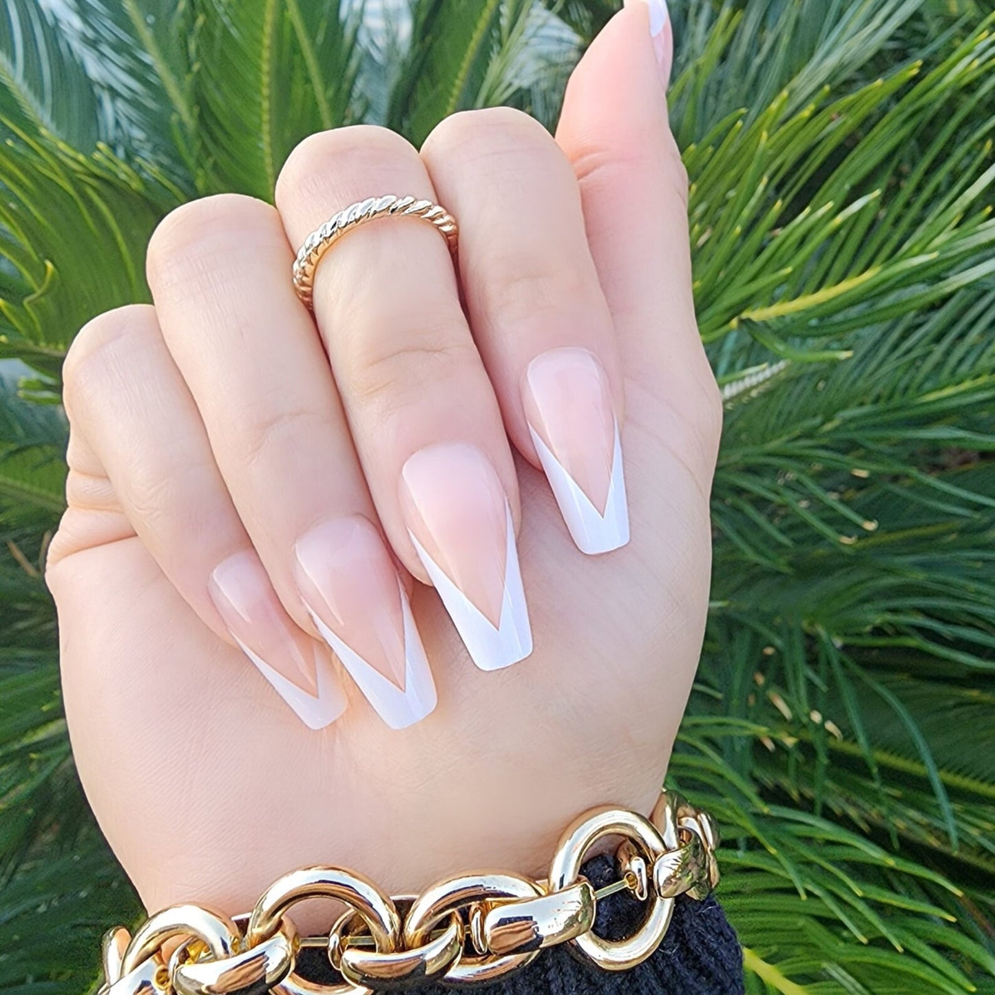 V French Tips