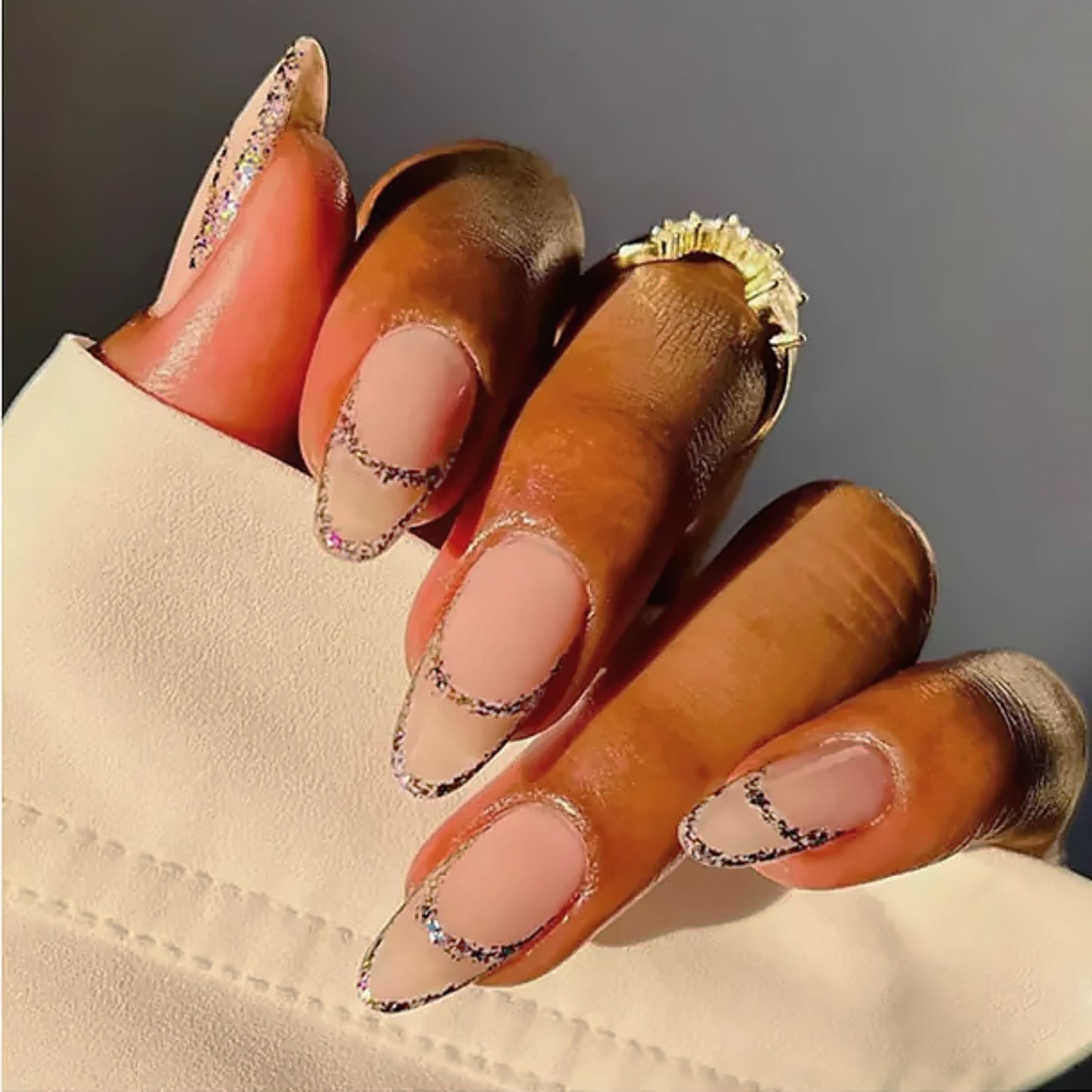 Glitter Outline French