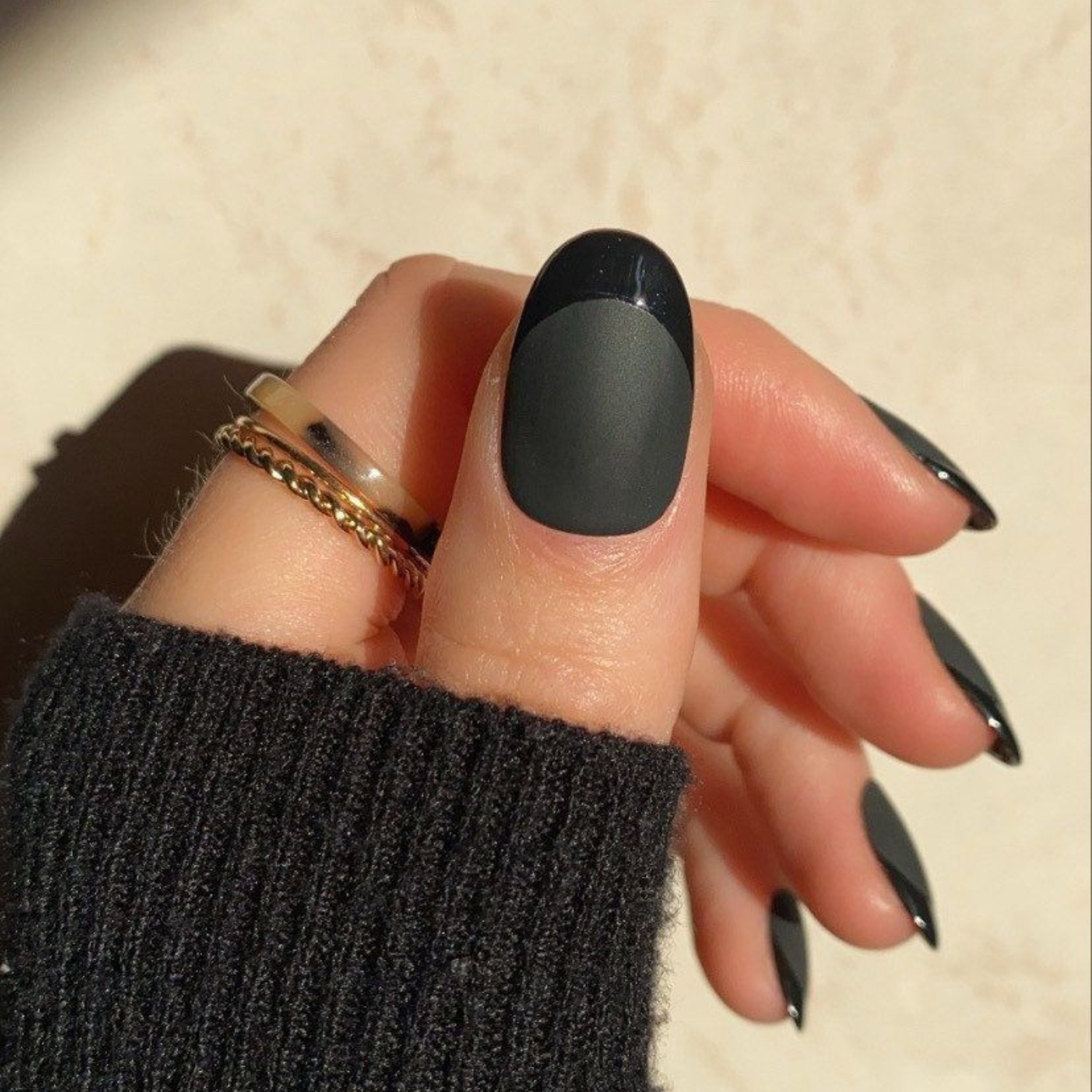 black french tip with matte finish｜TikTok Search